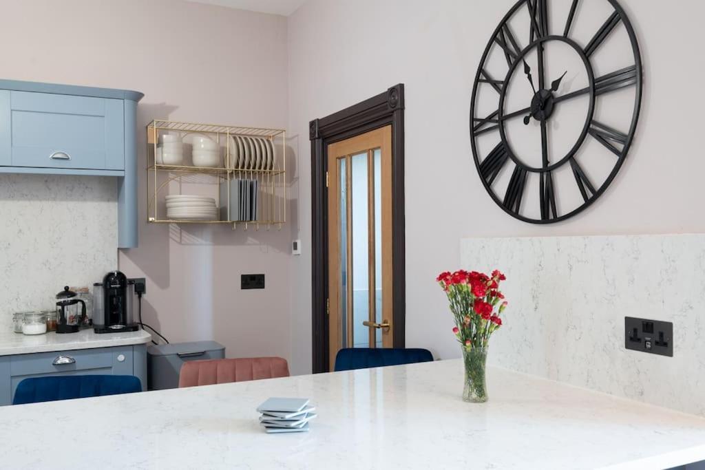 Stylish Beachfront Bolthole With Stunning Sea Views And Luxury Touches Herne Bay Esterno foto