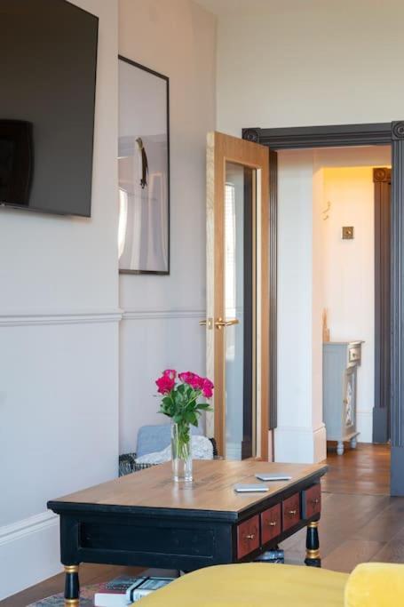 Stylish Beachfront Bolthole With Stunning Sea Views And Luxury Touches Herne Bay Esterno foto