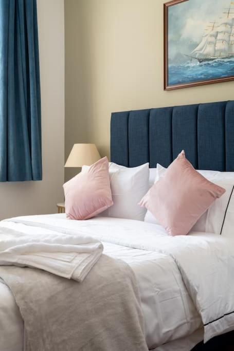 Stylish Beachfront Bolthole With Stunning Sea Views And Luxury Touches Herne Bay Esterno foto