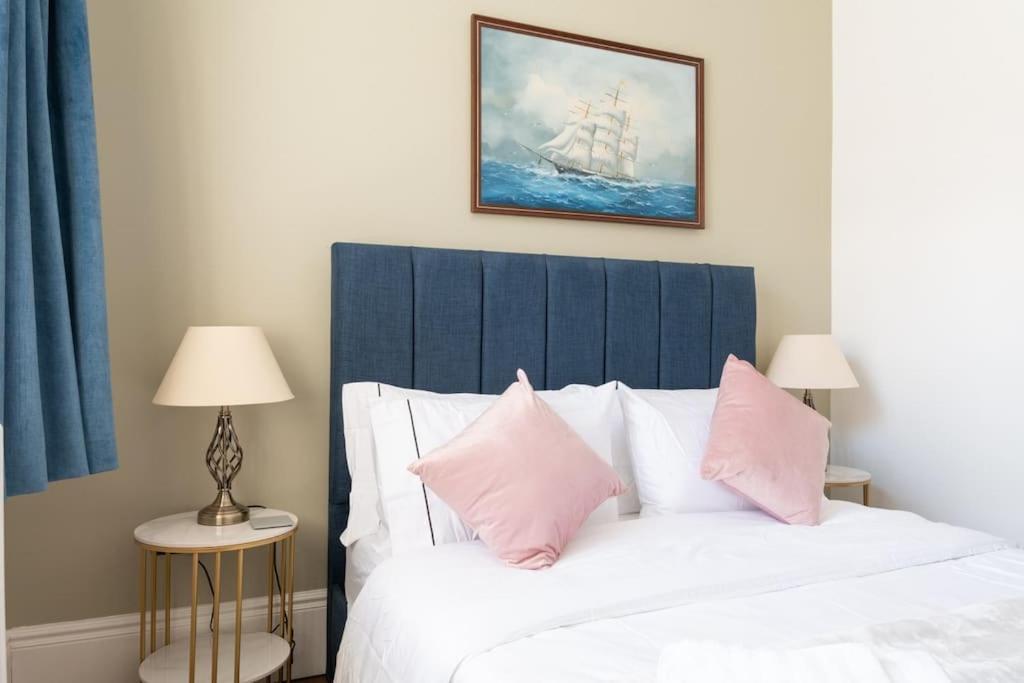 Stylish Beachfront Bolthole With Stunning Sea Views And Luxury Touches Herne Bay Esterno foto
