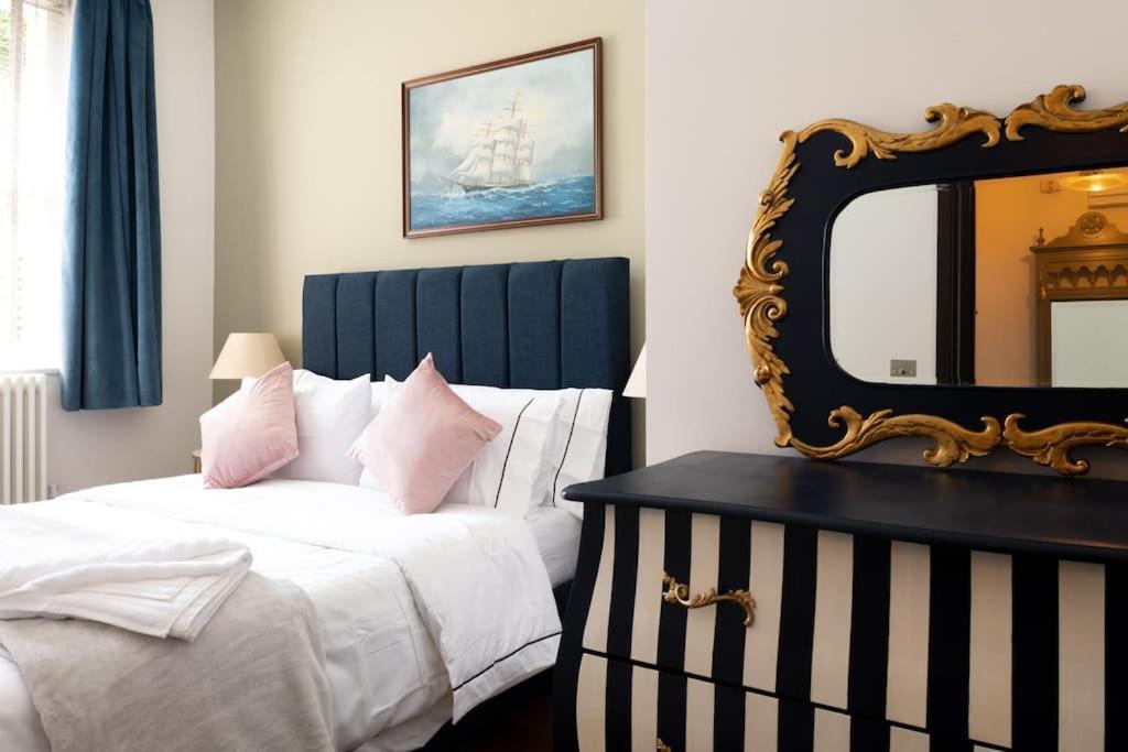 Stylish Beachfront Bolthole With Stunning Sea Views And Luxury Touches Herne Bay Esterno foto