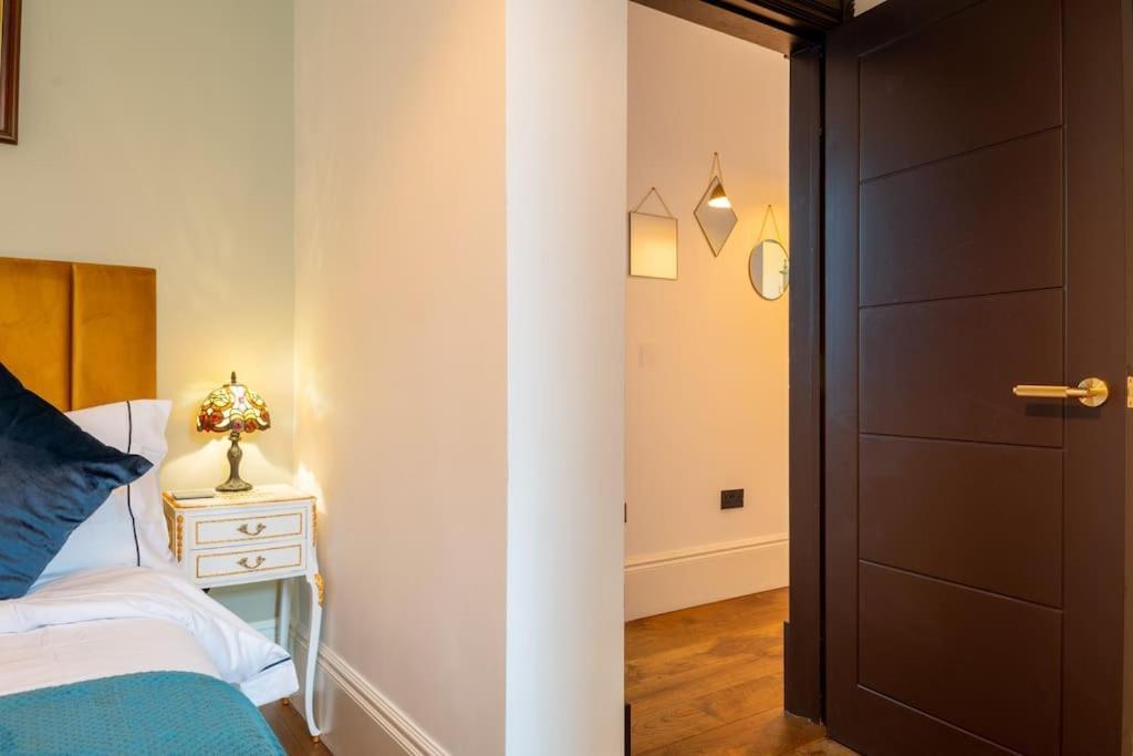 Stylish Beachfront Bolthole With Stunning Sea Views And Luxury Touches Herne Bay Esterno foto