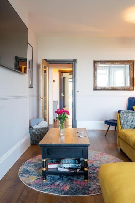 Stylish Beachfront Bolthole With Stunning Sea Views And Luxury Touches Herne Bay Esterno foto